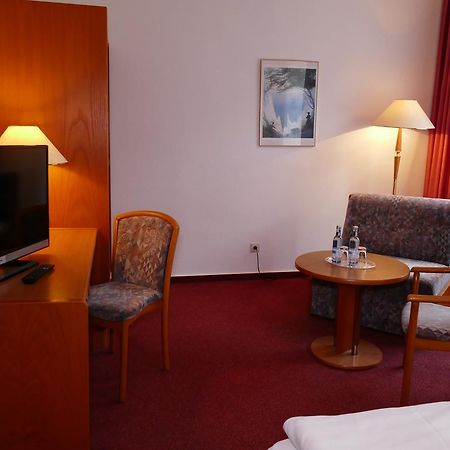 Hotel Am Dom Greifswald Bagian luar foto
