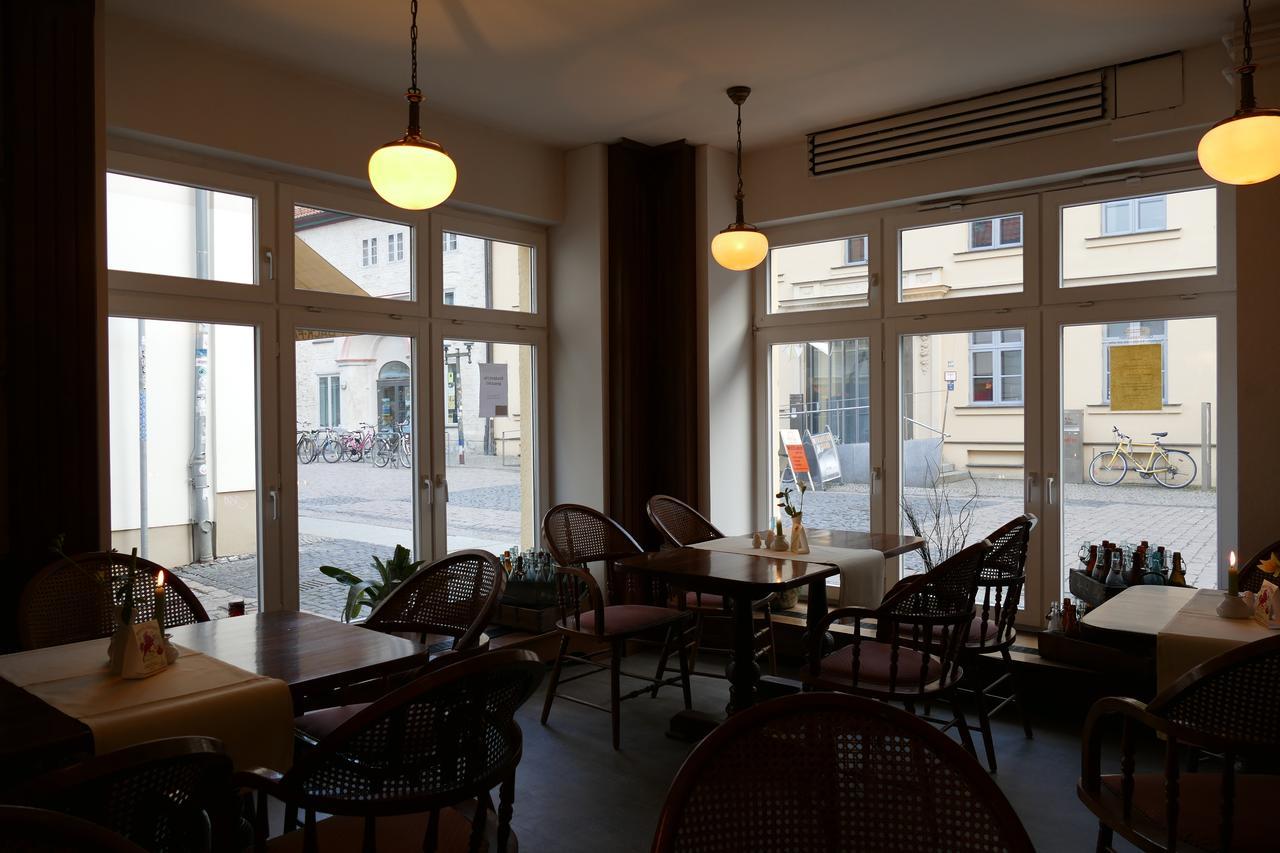 Hotel Am Dom Greifswald Bagian luar foto