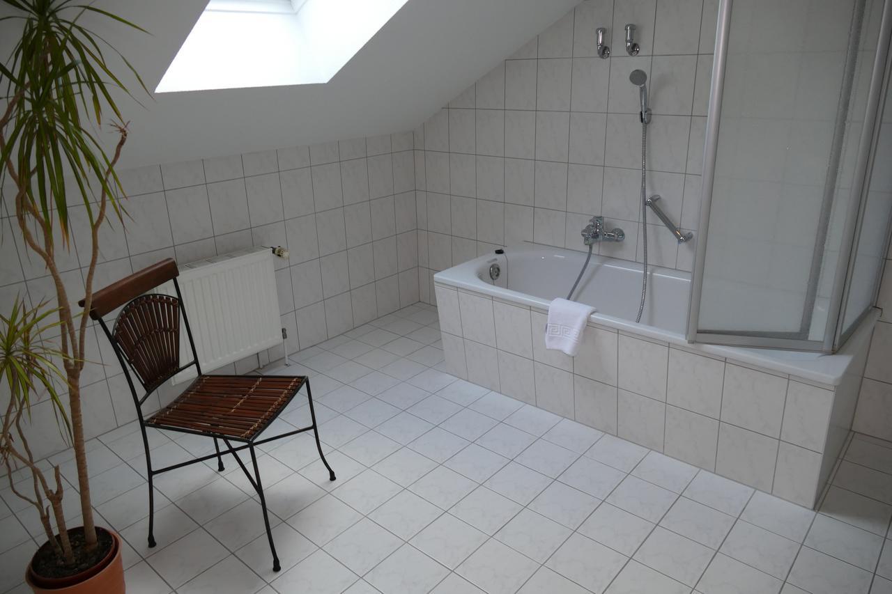 Hotel Am Dom Greifswald Bagian luar foto